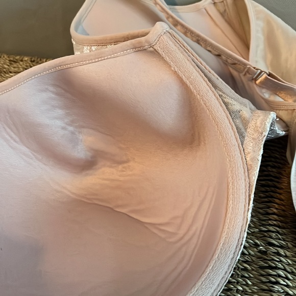 Avenue Body Bra - 52C Nude Underwire, Lace, Padded - Picture 8 of 10